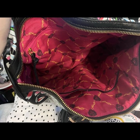 ED HARDY Bag - Gold Tone - Multi Tattoo Heart Skull Tattoo - black vegan leather - Picture 4 of 7